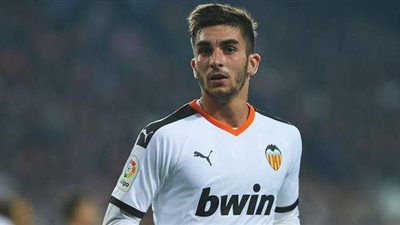 مانشستر سيتي يتعاقد مع نجم فالنسيا