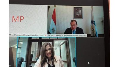 وزير البترول يبحث مع نظيرته القبرصية علاقات الشراكة في مجال الغاز الطبيعى