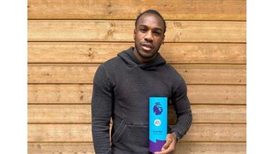 مهاجم وست هام الأفضل في البريمرليج بشهر يوليو