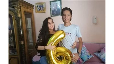 توأم السادس أدبي يلحق بشقيقته بمجموع 88٪