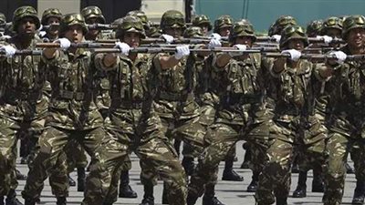 الجيش الجزائري يصدر بيانا بشأن الأوضاع في ليبيا