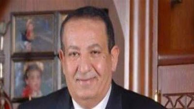 تفاصيل ٢٦ عرضا مسرحيا للمنتج كامل أبو علي تحت عنوان 