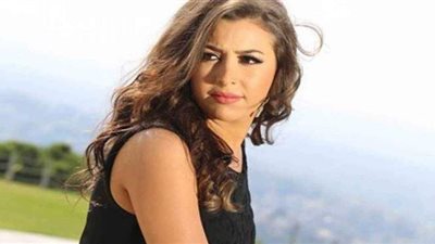 جنات تنشر صورة مولودتها الثانية من داخل غرفة العمليات