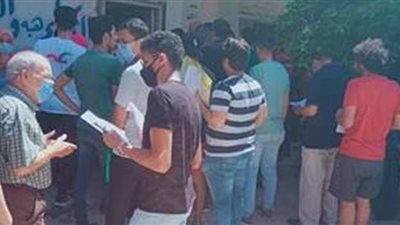 توافد طلاب الثانوية العامة على مقر التظلمات في الإسكندرية  | صور