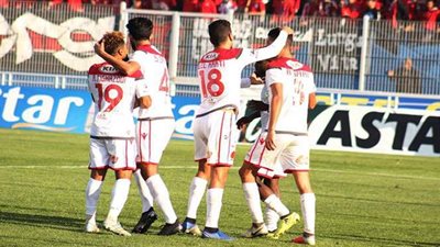 منافس الأهلي.. الوداد المغربي يخسر أمام نهضة بركان 2 - 1