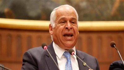 فرج عامر: سموحة لن يفوز ببطولة في الكرة بسبب غياب العدالة الكُروية