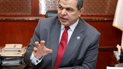 وزير القوى العاملة يرسل برقية عزاء لوزيرة عمل لبنان في ضحايا تفجيرات بيروت