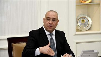 وزير الإسكان: خطة شاملة لرفع كفاءة تقديم خدمات قطاع مياه الشرب والصرف الصحي إلكترونيا