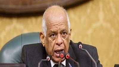 5 سنوات  على برلمان «اللحظات الحرجة».. علي عبد العال: شرعنا 802 قانون ووقعنا 280. اتفاقية.. عودة الشيوخ تثري الحياة النيابية.. النواب  انحاز للمواطن.. وإثيوبيا غير متعاونة مع الدبلوماسية الب