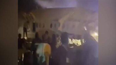 مصرع 2 وإصابة 35 آخرين في تحطّم طائرة هندية حال هبوطها بمطار كوزيكود