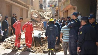 تشكيل لجنة فنية للوقوف على أسباب انهيار عقار المنصورة وفحص المنازل المجاورة