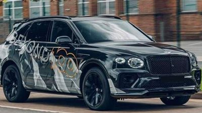 بنتلي تستعرض مهارات سيارة بنتياجا 2021