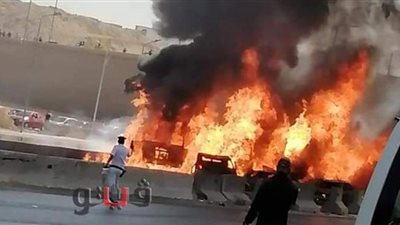 معاينة حريق دائري المعادي: تفحم 7 سيارات | صور