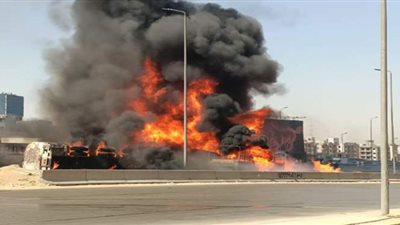 النيابة تنتقل لمعاينة حريق  الطريق الدائري