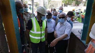 وزير النقل يتفقد المرحلة الرابعة لمترو الأنفاق