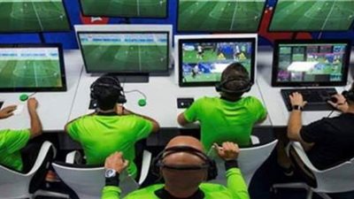 لجنة الحكام  تحضر مباريات الشباب بملعب الشرطة لاختبار تقنية الفيديو