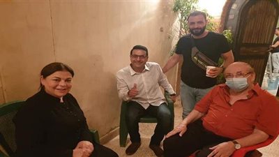 ماجدة زكي ومجدي أبو عميرة في كواليس تصوير 