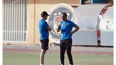 ‎فايلر يجتمع مع عبد الحفيظ في المران المسائي