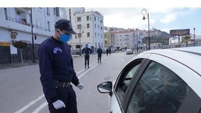 الجزائر تخفف قيود كورونا