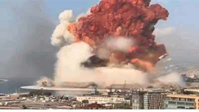 بث مباشر.. مواجهات بين المتظاهرين وقوات الأمن وسط بيروت | فيديو