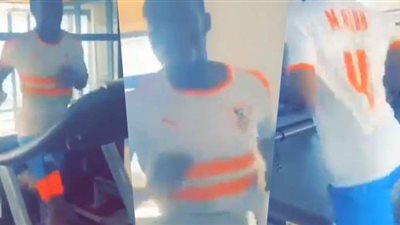 رغم مفاوضات الأهلي.. جاكسون موليكا ينشر فيديو بـ«تي شيرت» الزمالك | فيديو