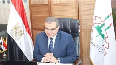 القوى العاملة: بدء تطبيق عقود نظام 