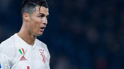 رونالدو يقود اليوفنتوس للتعادل  أمام ليون في الشوط الأول