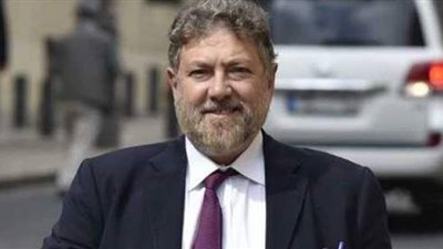 بعد وزيرة الإعلام.. النائب نعمة افرام يعلن استقالته من البرلمان اللبناني