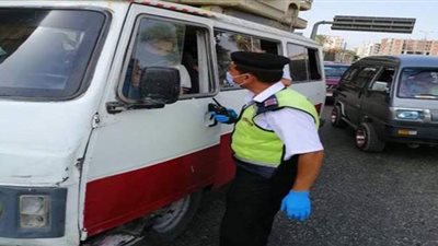 ضبط 1488 سائق نقل جماعي لعدم الالتزام بارتداء الكمامات