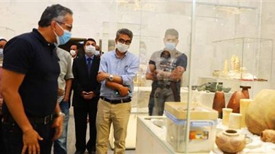 وزير الآثار يوجه بإجراء تعديلات علي سيناريو العرض بالمتحف القومي للحضارة