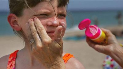 الوصايا السبع لحمايتك وأسرتك من الإصابة بضربة الشمس