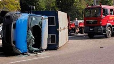 النيابة عن حادث انقلاب سيارة أعلى المقطم: التحفظ على كاميرات المراقبة وفحصها لبيان سبب الحادث