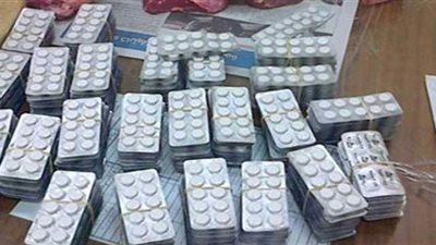 إحالة عاطلين بتهمة حيازة أقراص مخدرة في السلام للجنايات