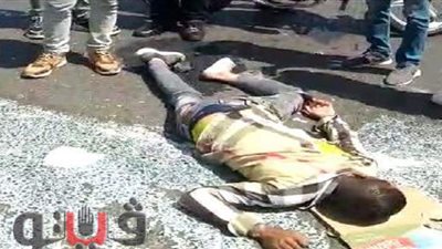 سيارة لاند كروزر تدهس شابا أثناء السير عكس الاتجاه في أكتوبر | فيديو