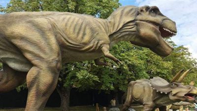 مزاد في كندا لبيع 50 ديناصور إلكتروني