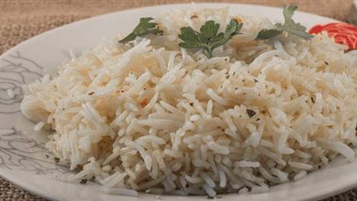 طريقة عمل الأرز البسمتى الأبيض بالزبد والليمون