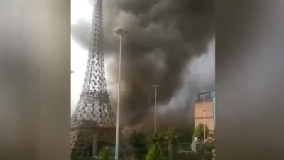 حريق هائل في جزيرة كيش الإيرانية | فيديو