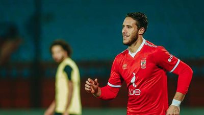 آخر تطورات مفاوضات الأهلي مع رمضان صبحي