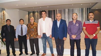 السفير الإندونيسي يلتقي أعضاء غرفة السياحة بالإسكندرية