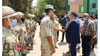 محافظ المنوفية يتفقد لجان انتخابات الشيوخ بسرس الليان | صور