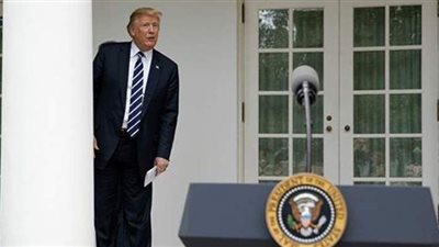 لحظة هروب ترامب من المؤتمر الصحفي بعد إطلاق نار خارج البيت الأبيض | فيديو