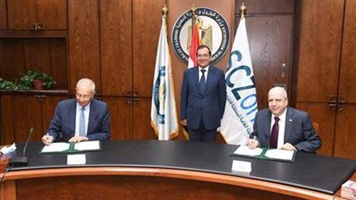 بدء مد شبكات الغاز الطبيعي لمنطقة شرق بورسعيد الصناعية