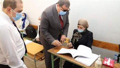 خلال إدلائه بصوته.. وزير القوى العاملة: عودة الغرفة الثانية للتشريع دليل على الاستقرار السياسي