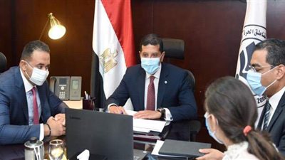 الرئيس التنفيذي للهيئة العامة للاستثمار  يبحث خطط 