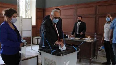 بهاء أبو شقة يدلي بصوته في انتخابات الشيوخ ويحث المواطنين على المشاركة
