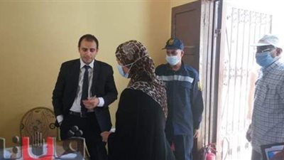 رئيس مدينة سفاجا تتفقد اللجان الانتخابية لمجلس الشيوخ