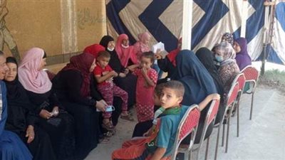 السيدات يصطحبن أطفالهن بلجان اقتراع انتخابات الشيوخ بأسيوط  | صور