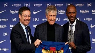 نجل كيكي سيتين يسأل الأبقار “هل سيتوج برشلونة بدوري الأبطال؟ | فيديو