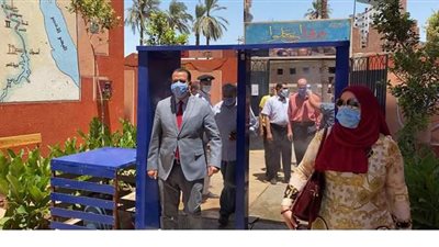 رئيس جامعة أسيوط يدلي بصوته في انتخابات مجلس الشيوخ