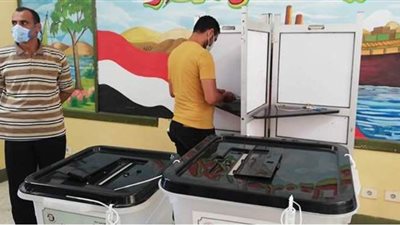 رئيس مدينة نخل بسيناء يدعو المواطنين للإدلاء بأصواتهم  | صور